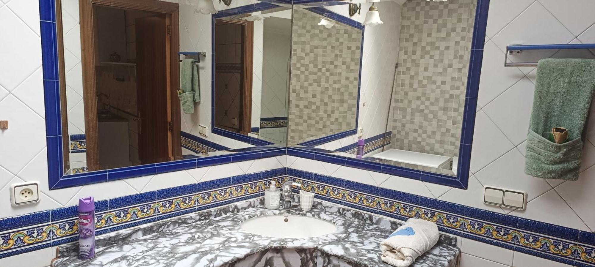 Small house فيلاغارثيا دي أروزا المظهر الخارجي الصورة