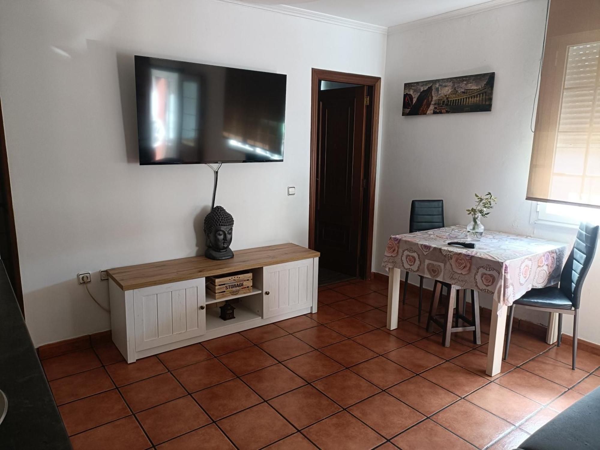 Small house فيلاغارثيا دي أروزا المظهر الخارجي الصورة